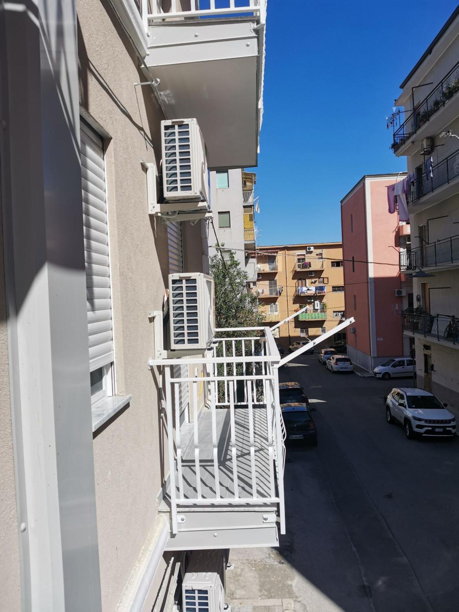 Palazzo Buscema - Appartamenti & Residence Crotone Esterno foto