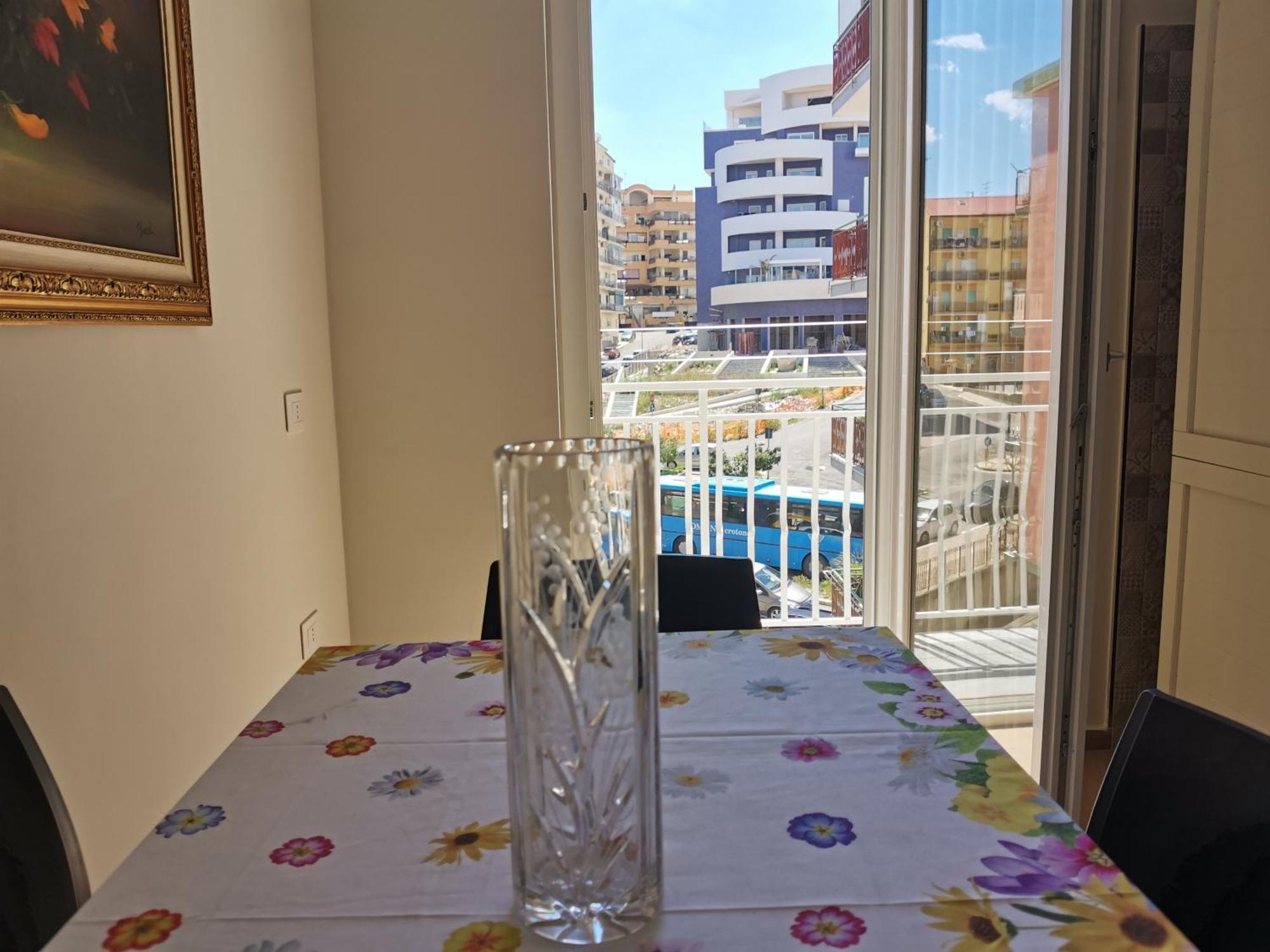 Palazzo Buscema - Appartamenti & Residence Crotone Esterno foto